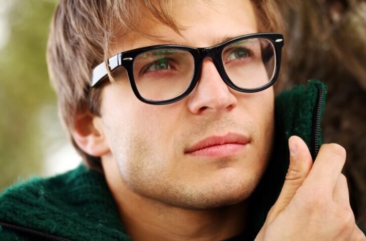 Safety glasses with bifocal