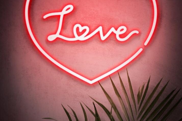 love neon sign