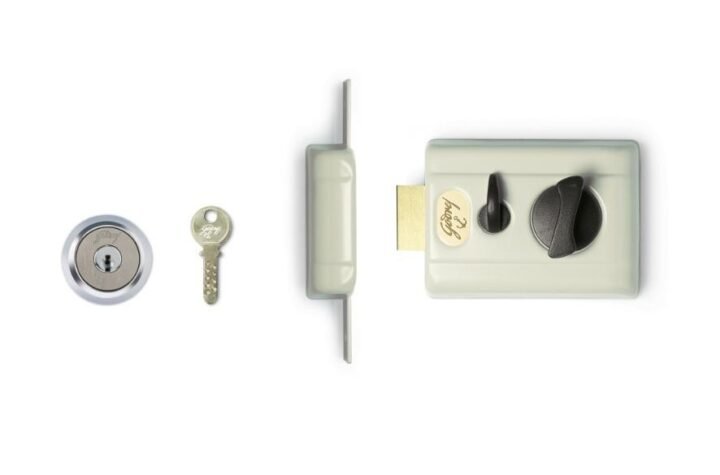 door lock latch